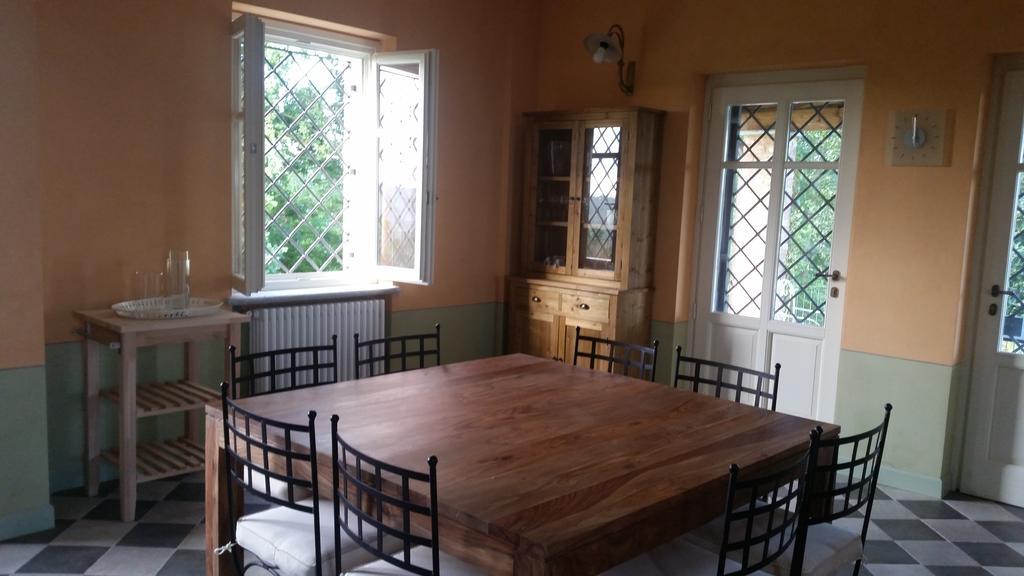 Villa Cascina Rollone Rocchetta Tanaro Exterior foto